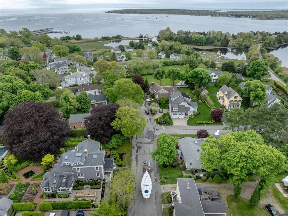 Unit for sale at 31 Main St, Mattapoisett, MA 02739