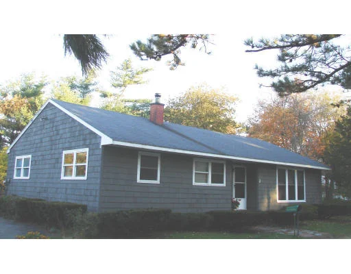 Unit for sale at 2 Bungalow, Gloucester, MA 01930