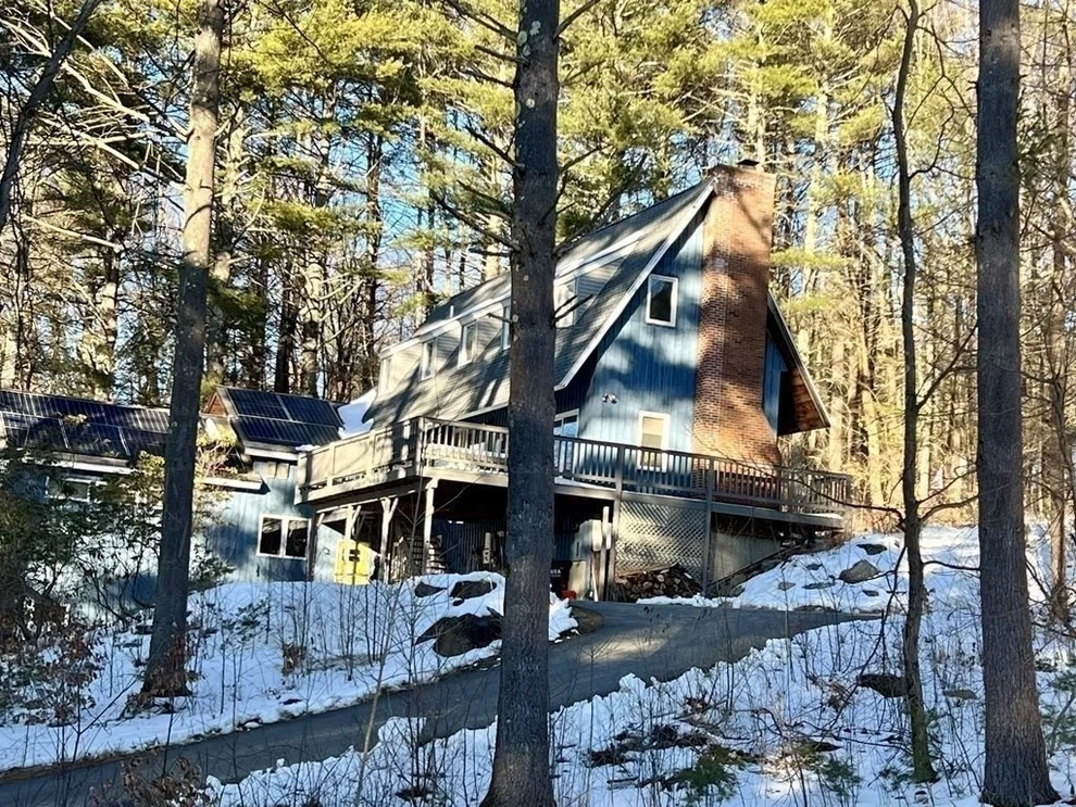 Unit for sale at 10 Bray Ct, Pelham, MA 01002