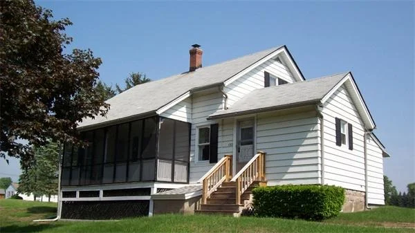 Unit for sale at 122 Depot Rd, Hatfield, MA 01066