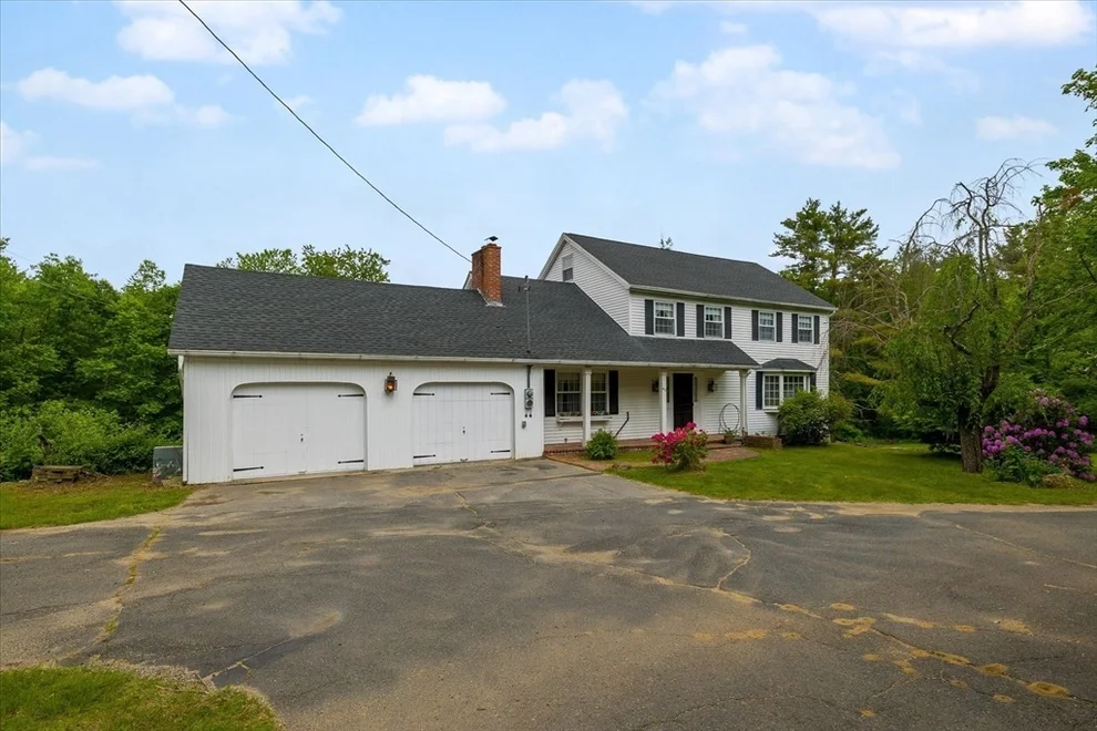 Unit for sale at 40 N Fitzwilliam Rd, Royalston, MA 01368