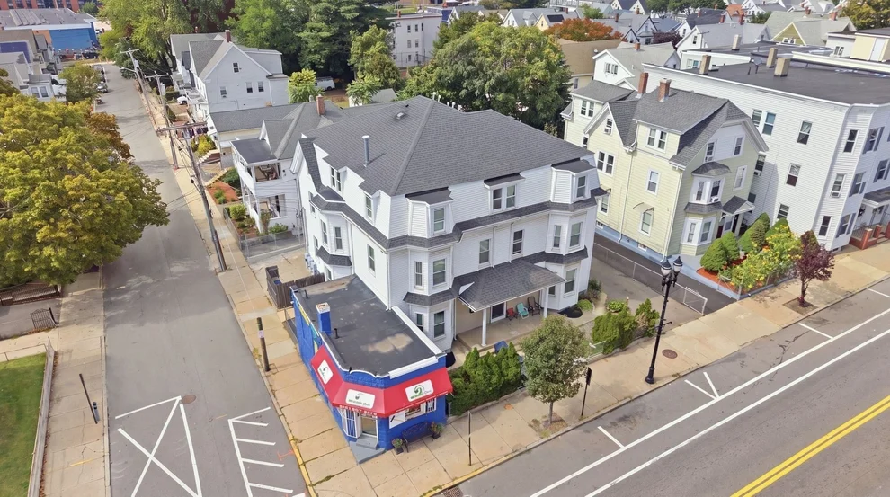 Unit for sale at 170 Main St, Everett, MA 02149