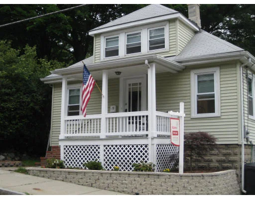 Unit for sale at 105 Dutton St, Malden, MA 02148