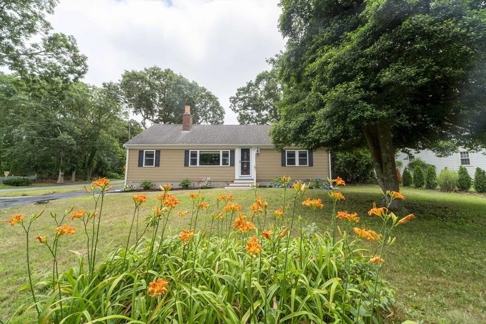 Unit for sale at 7 Arbeta, Barnstable, MA 02601