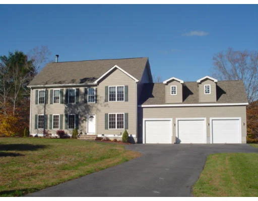 Unit for sale at 1950 Putters Way, Dighton, MA 02764