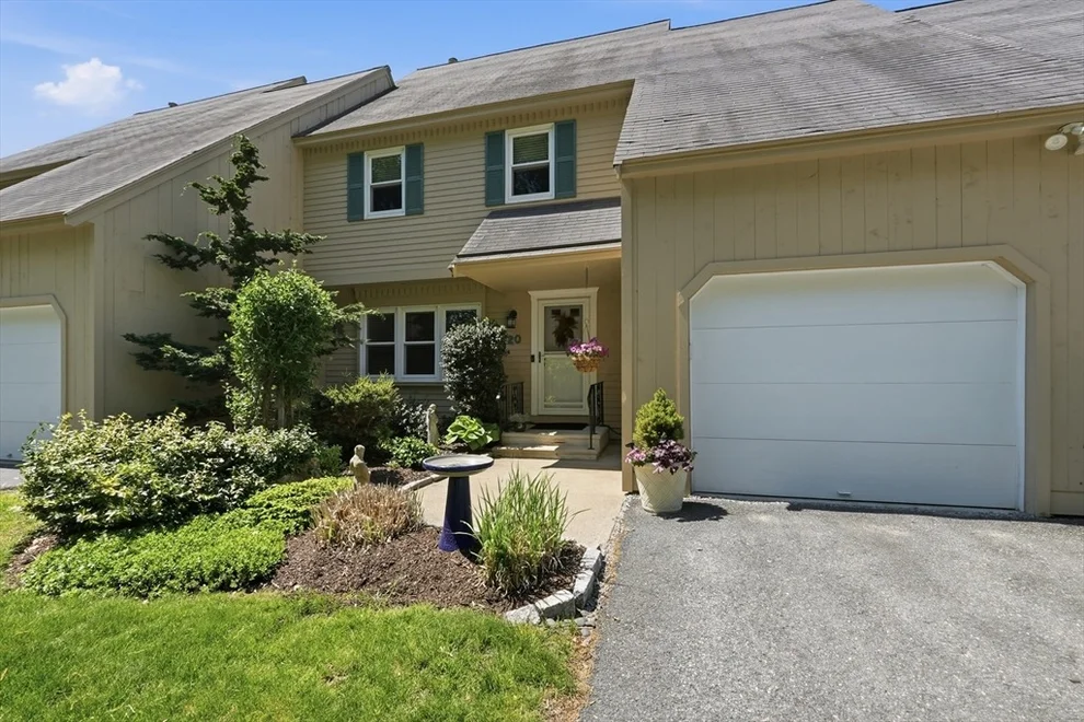 Unit for sale at 20 Rosslare Dr, Worcester, MA 01602