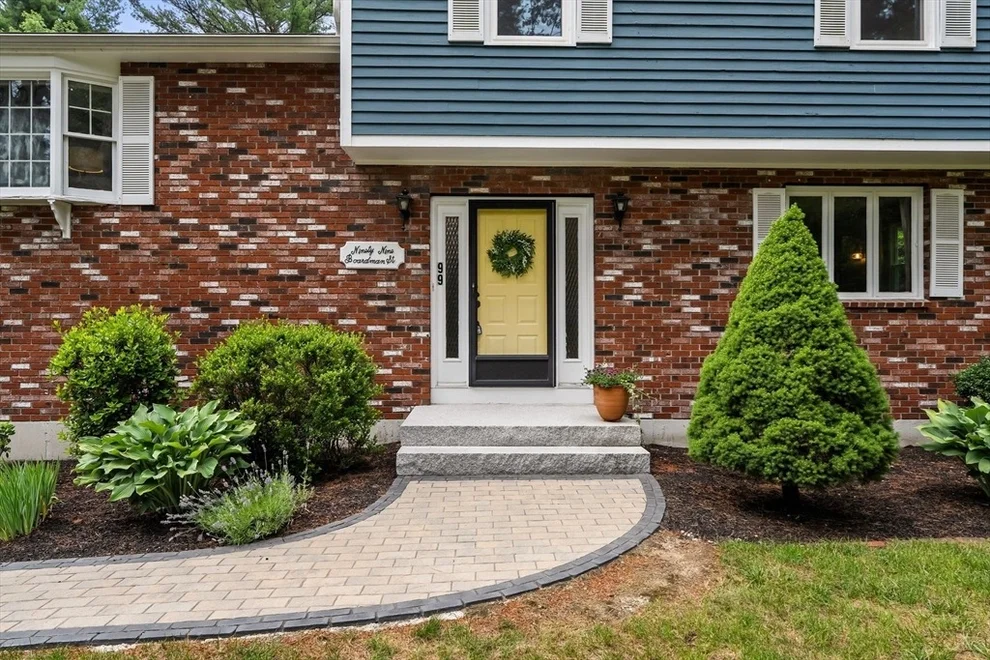 Unit for sale at 99 Boardman St, Norfolk, MA 02056