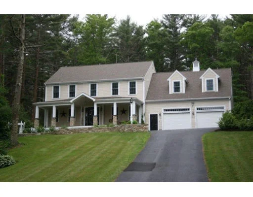 Unit for sale at 91 Ferry St, Marshfield, MA 02050