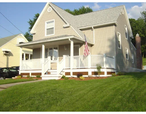 Unit for sale at 11 Field St., Auburn, MA 01501