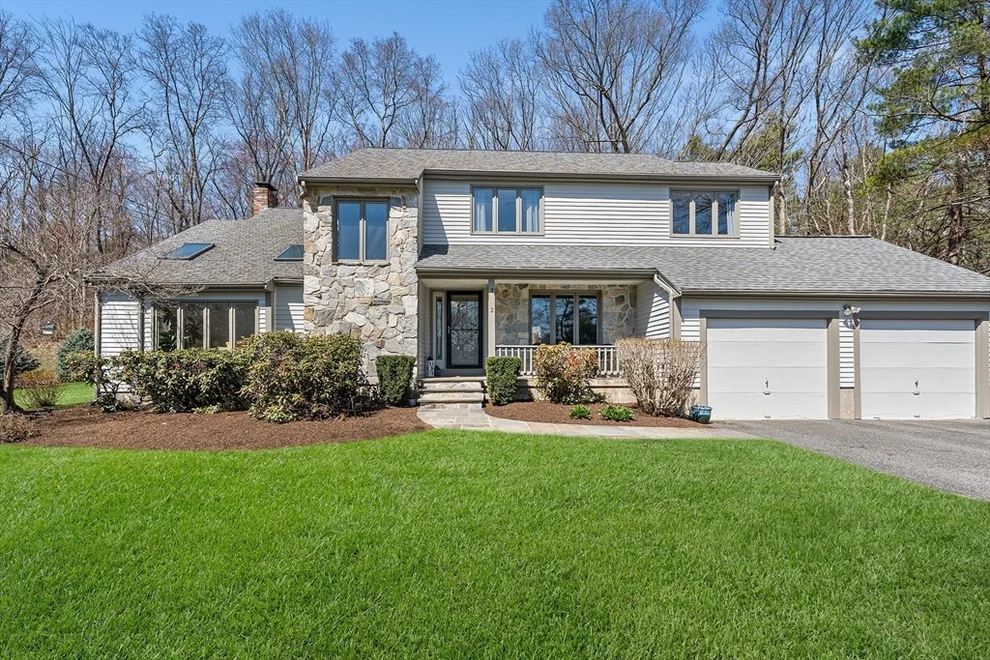 Unit for sale at 2 Claudette Cir, Framingham, MA 01701