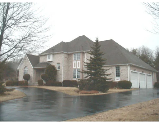 Unit for sale at 38 Weschester Dr, Canton, MA 02021