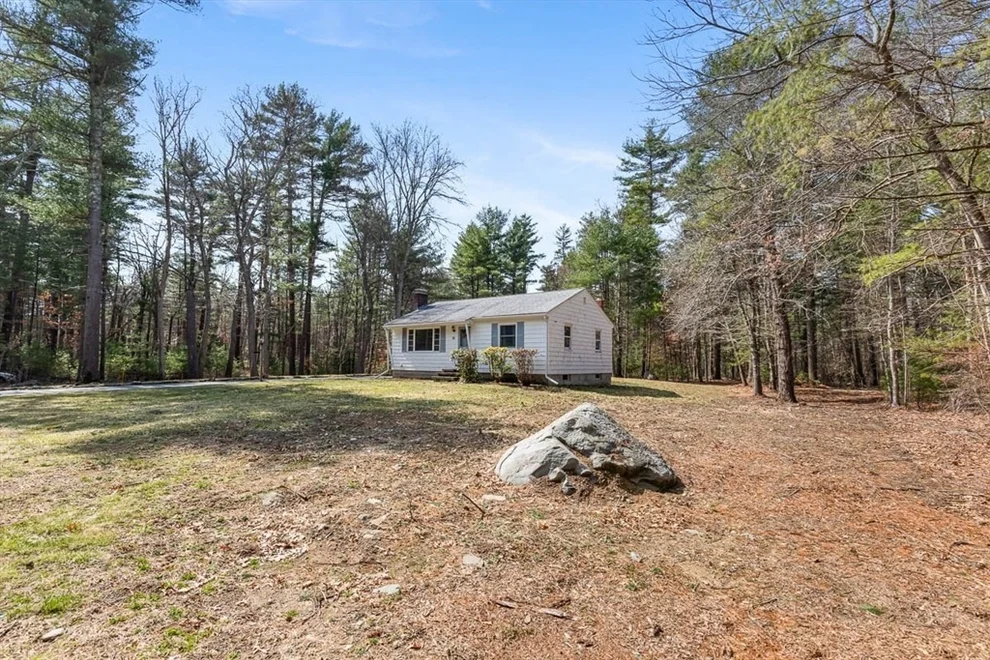 Unit for sale at 20 Freeman St, Norton, MA 02766