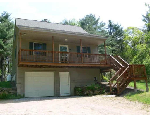 Unit for sale at 28 Paddock Rd, Rutland, MA 01543