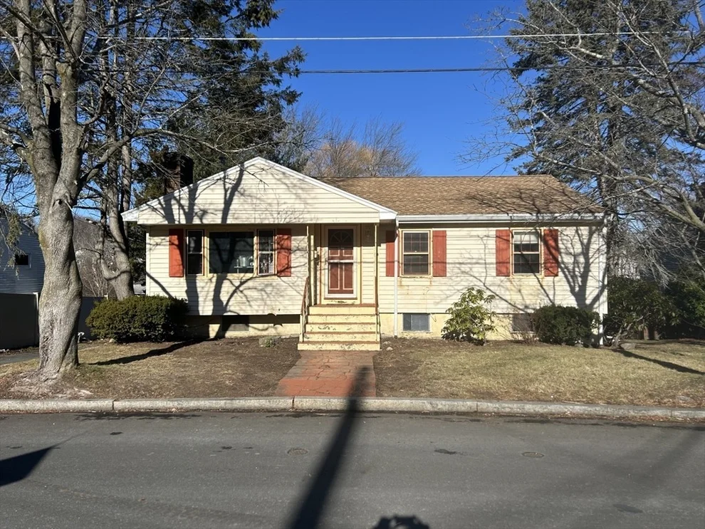Unit for sale at 48 Burnett St, Melrose, MA 02176