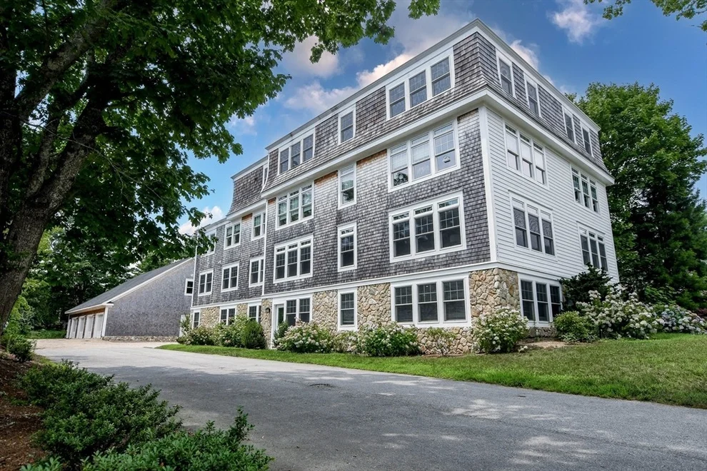 Unit for sale at 324 Front Street, Marion, MA 02738