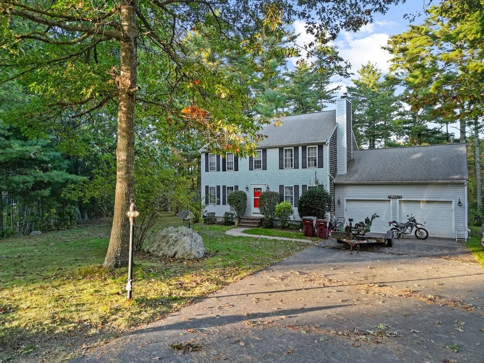Unit for sale at 77 Millstone Ln, Middleboro, MA 02346