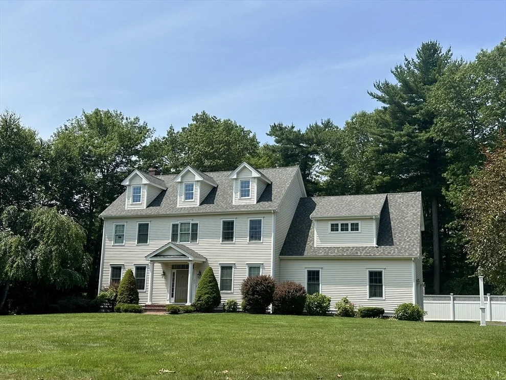Unit for sale at 20 Laurelwood Dr, Norwell, MA 02061