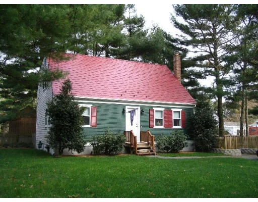 Unit for sale at 27 Willow Street, Plymouth, MA 02360