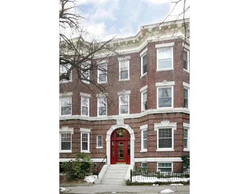 Unit for sale at 82 Browne Street, Brookline, MA 02446