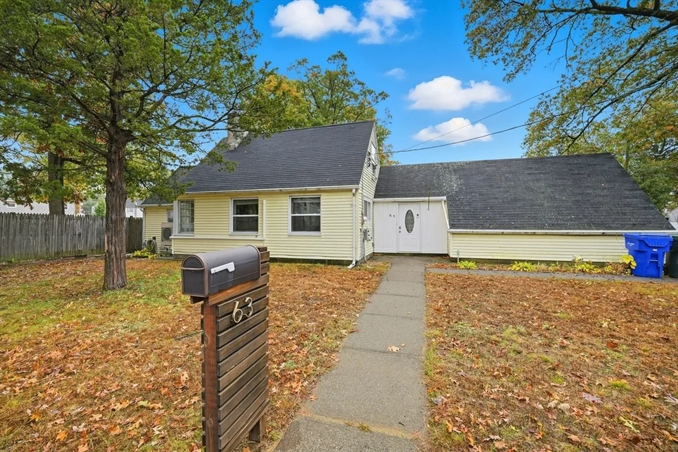 Unit for sale at 63 Peer St, Springfield, MA 01109