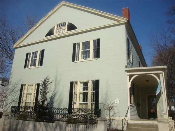 96 Washington Square