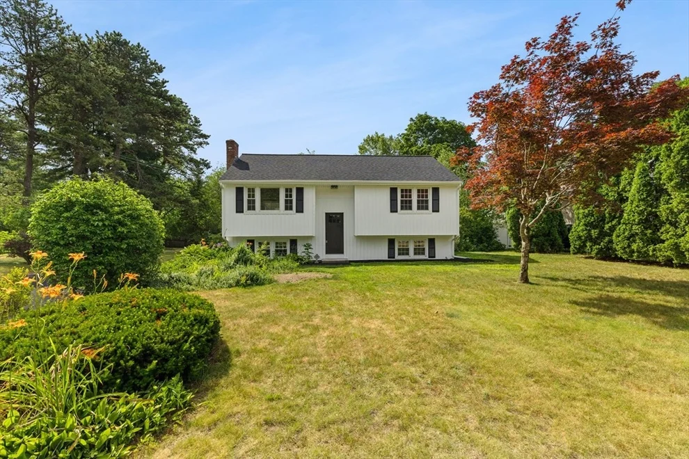 Unit for sale at 37 Roxanne Sq., North Attleboro, MA 02760