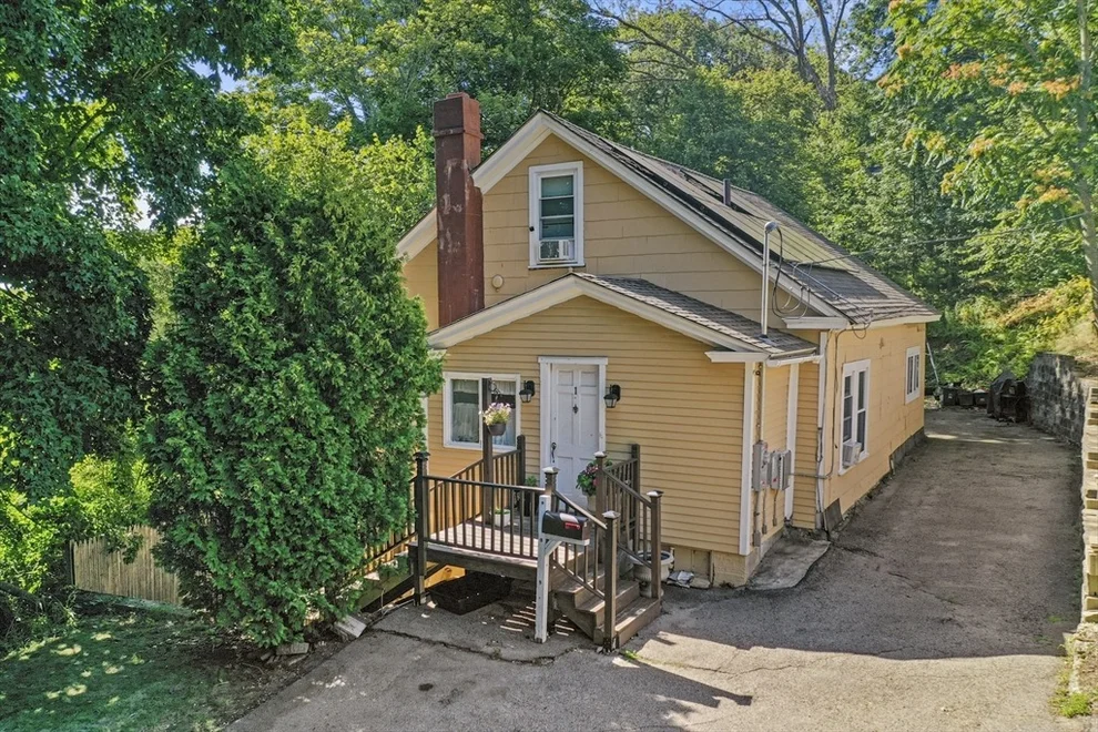 Unit for sale at 1 Wigwam Hill Drive, Worcester, MA 01605