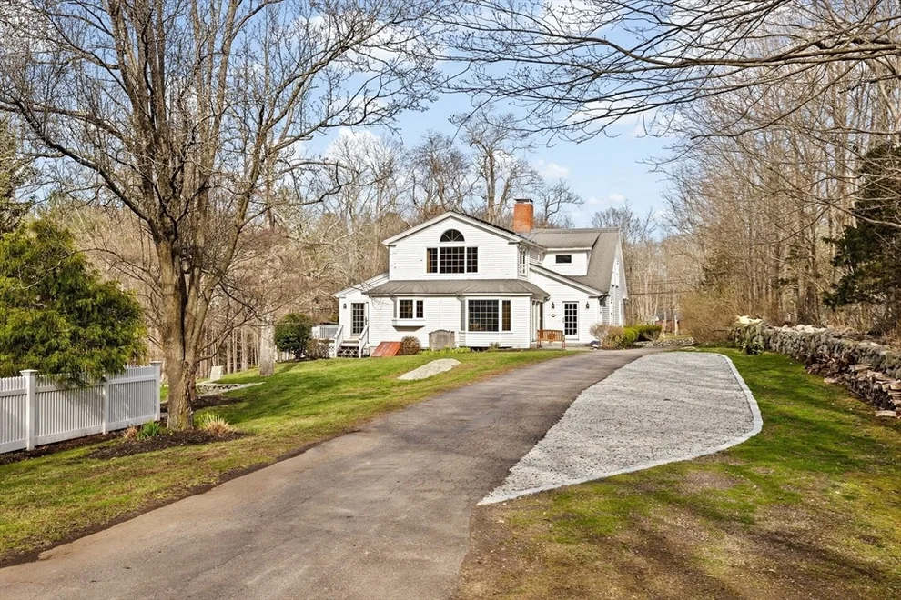 Unit for sale at 349 Summer St, Norwell, MA 02061