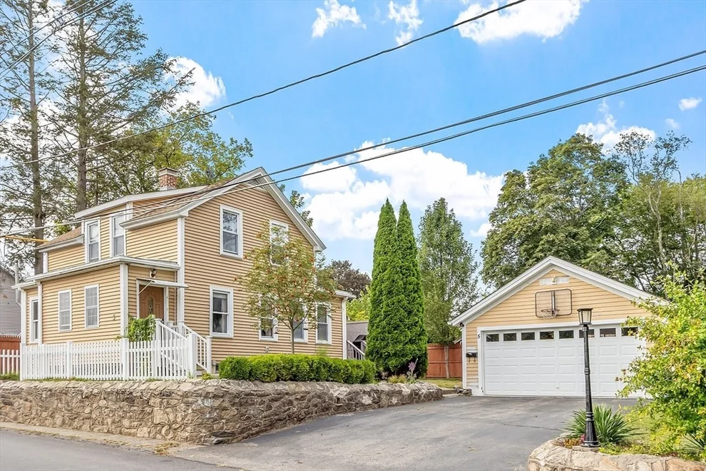 Unit for sale at 5 1st St, Webster, MA 01570