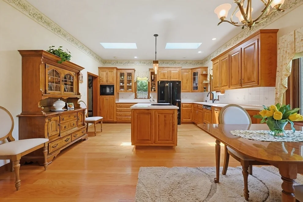 Unit for sale at 665 South St, Walpole, MA 02081