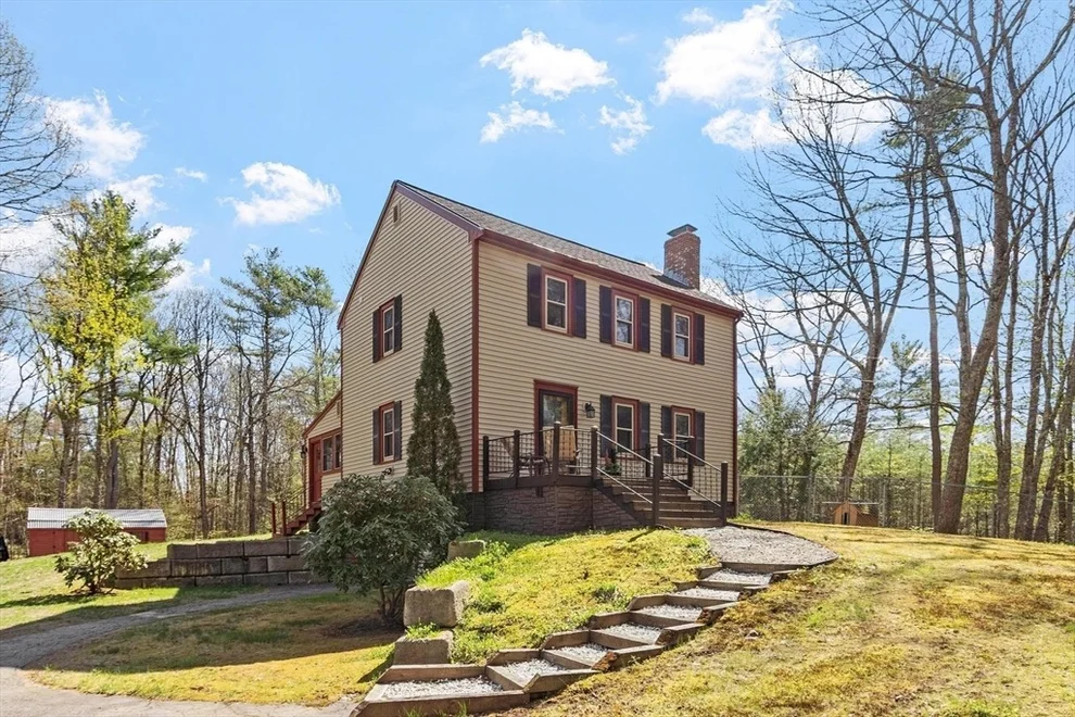 Unit for sale at 111 Hale Rd, Hubbardston, MA 01452