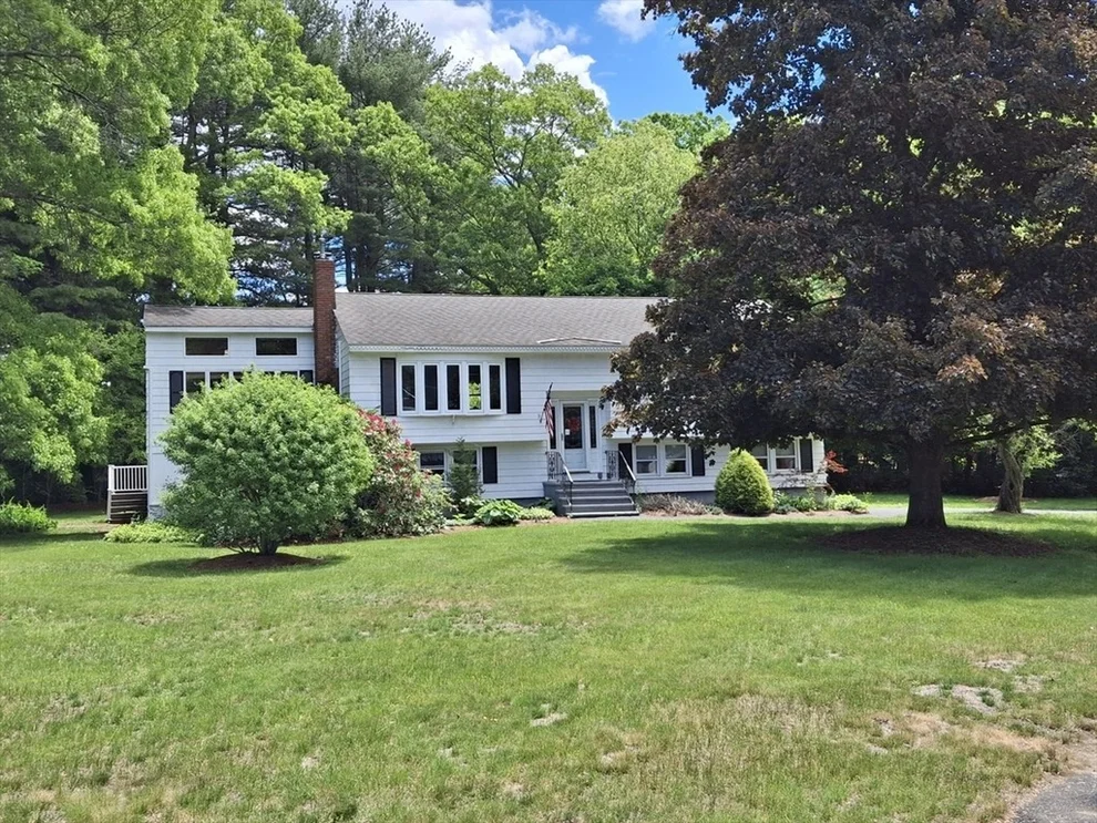 Unit for sale at 117 Partridge Road, Billerica, MA 01821
