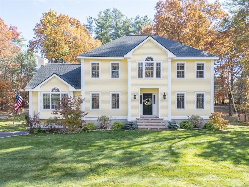 Unit for sale at 452 River St, Dunstable, MA 01827