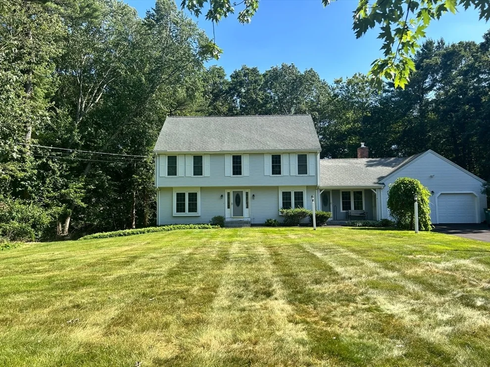 Unit for sale at 30 King Arthur Rd, Easton, MA 02356