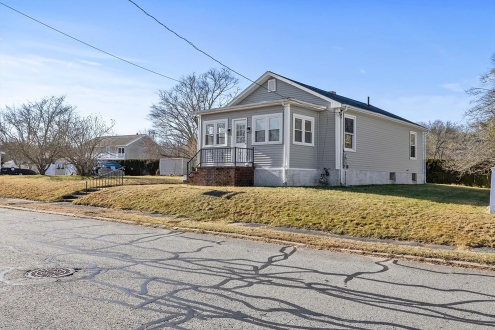 Unit for sale at 63 Summit Ave, Dartmouth, MA 02747