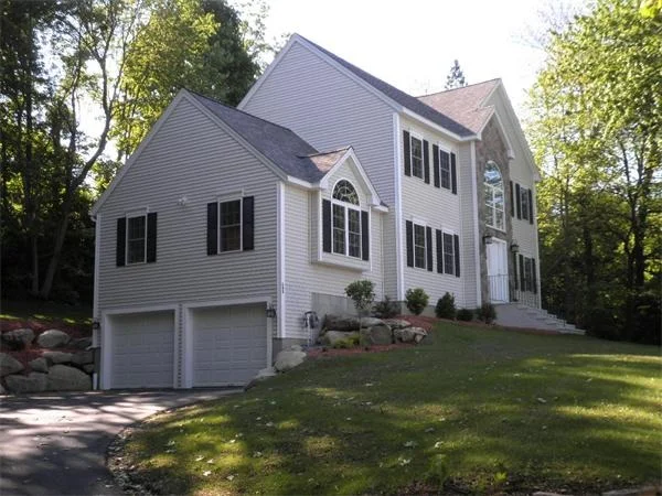 Unit for sale at 143 Winter St, Marlborough, MA 01752
