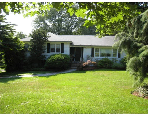 Unit for sale at 3 Edgefield Road, Newton, MA 02468