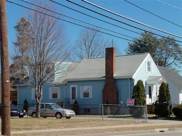 Unit for sale at 190 Dean St, Norwood, MA 02062