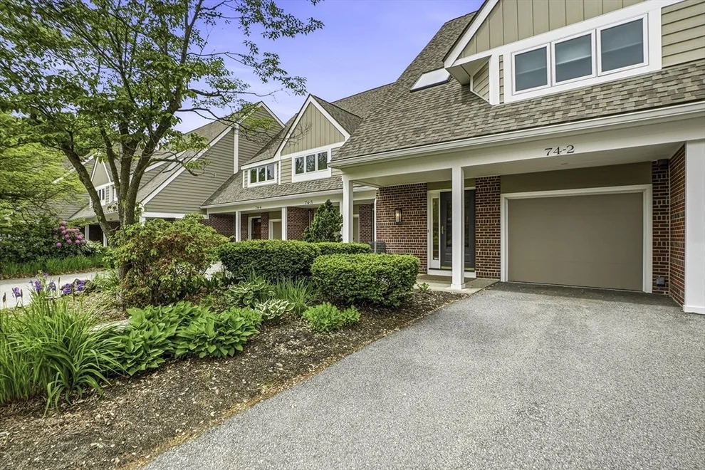 Unit for sale at 74 S Quinsigamond Ave, Shrewsbury, MA 01545
