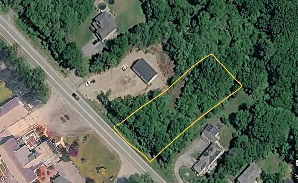 Unit for sale at 188 Southbridge Rd, Dudley, MA 01571