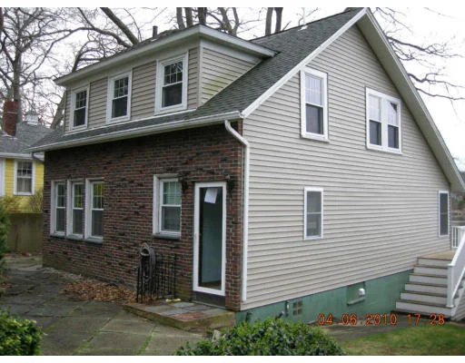 Unit for sale at 28 R Stanwood Ave, Gloucester, MA 01930