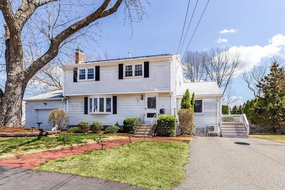 Unit for sale at 71 Pond Ln, Randolph, MA 02368