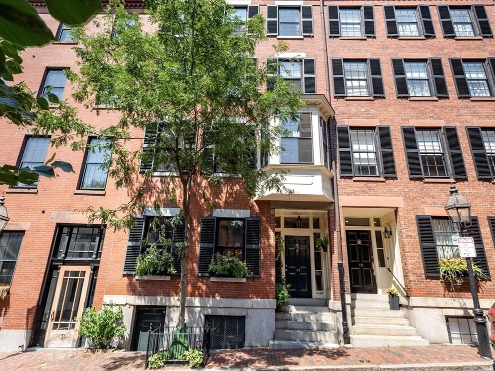 Unit for sale at 133 Myrtle St, Boston, MA 02114