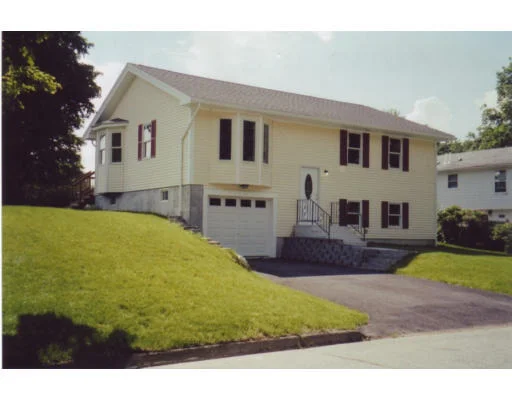 Unit for sale at 49 Crest Circle, Worcester, MA 01603