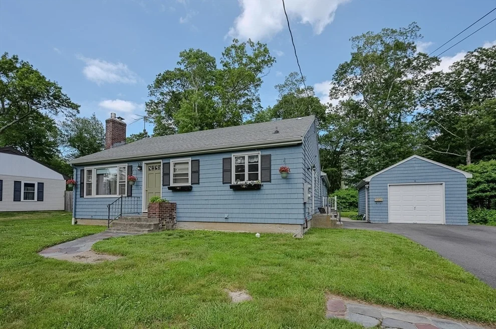 Unit for sale at 6 Highland Avenue, Plainville, MA 02762