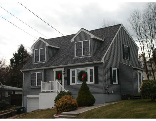 Unit for sale at 26 Davis Rd, Auburn, MA 01501