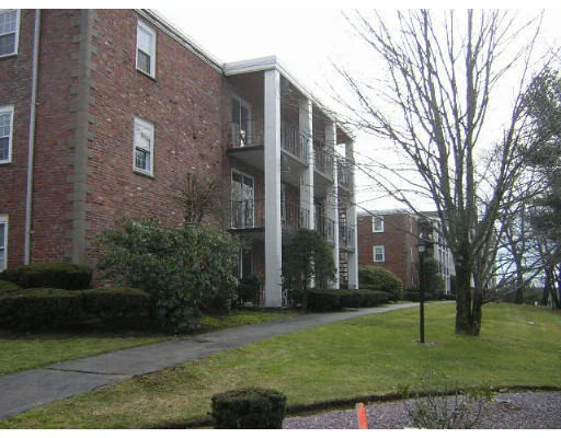 Unit for sale at 802 Willard St, Quincy, MA 02169