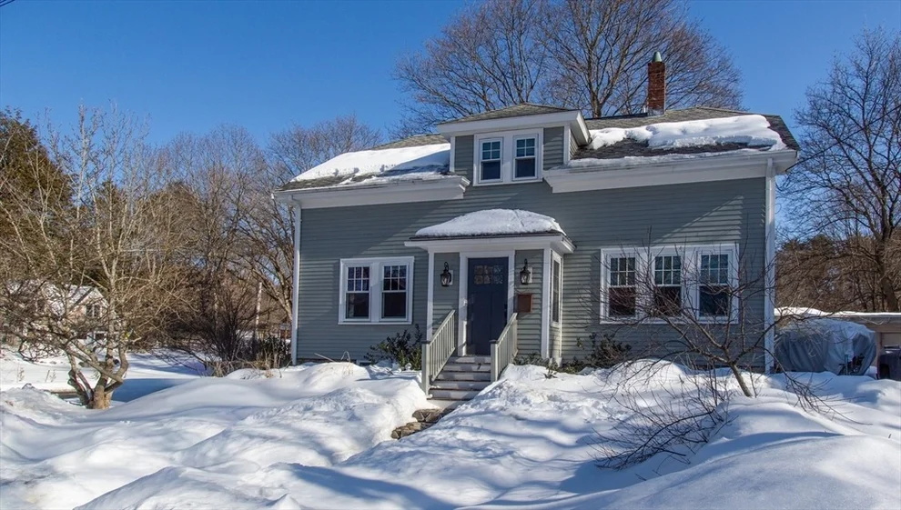 Unit for sale at 7 Woods Lane, Ipswich, MA 01938