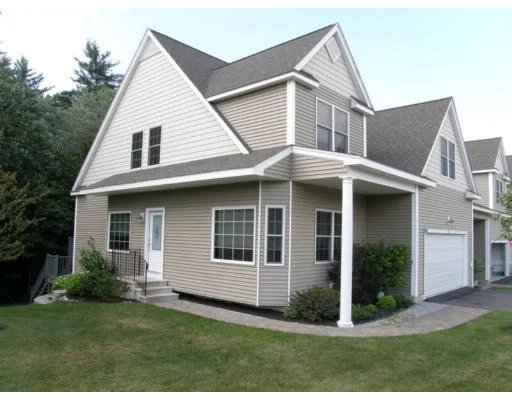 Unit for sale at 14 Dante Avenue, Franklin, MA 02038