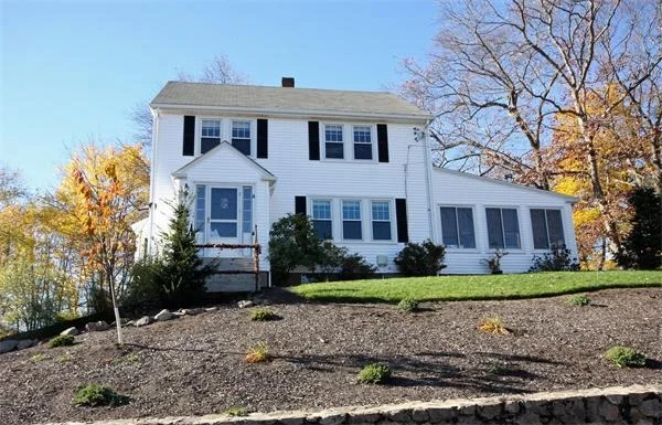 Unit for sale at 14 Donizetti St, Wellesley, MA 02482